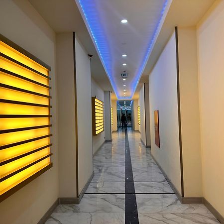 Batumi Orbi City Apart Hotel מראה חיצוני תמונה