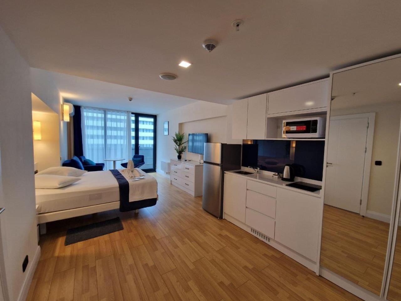 Batumi Orbi City Apart Hotel מראה חיצוני תמונה
