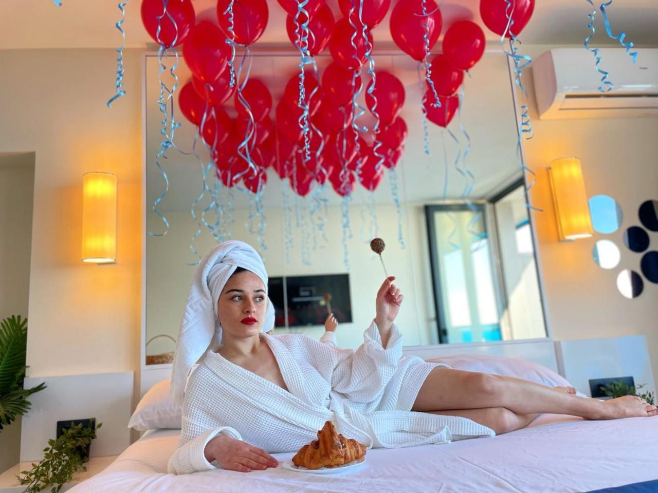 Batumi Orbi City Apart Hotel מראה חיצוני תמונה